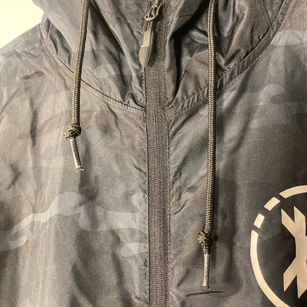 HK Army Men's Black Camouflage Windbreaker - Picture 5 of 8